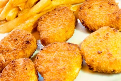 Chicken Nuggets mit Pommes