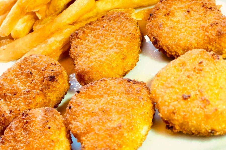 Chicken Nuggets mit Pommes