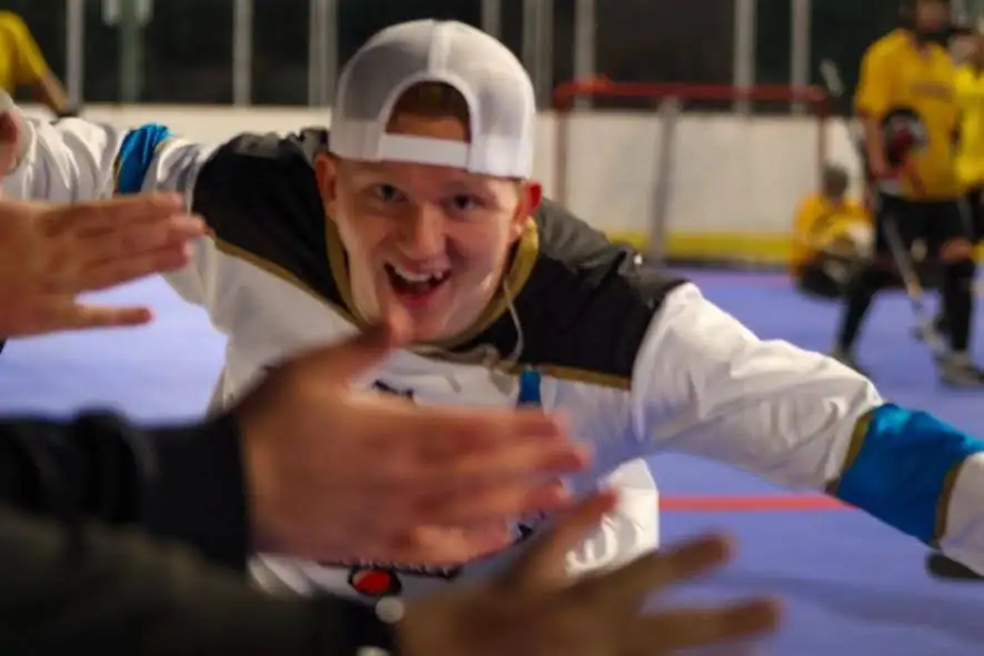 Ball Hockey 8