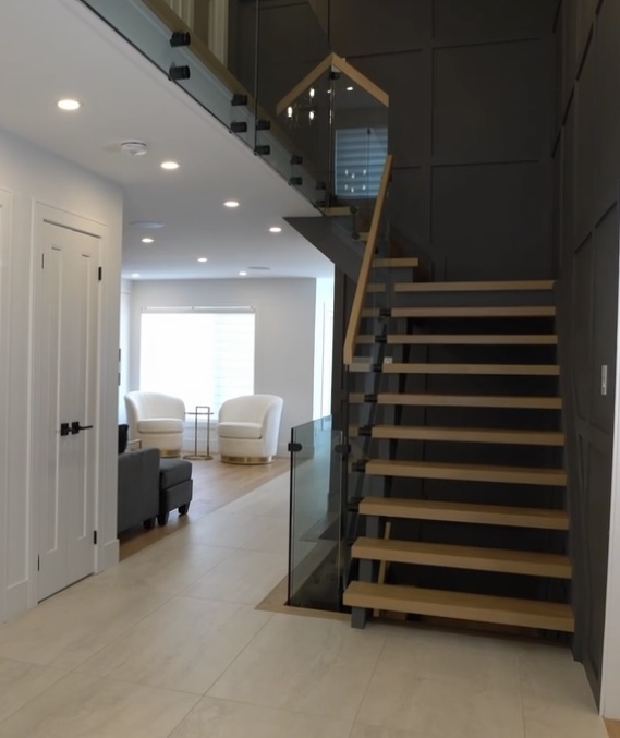 Floating Staircase Foyer
