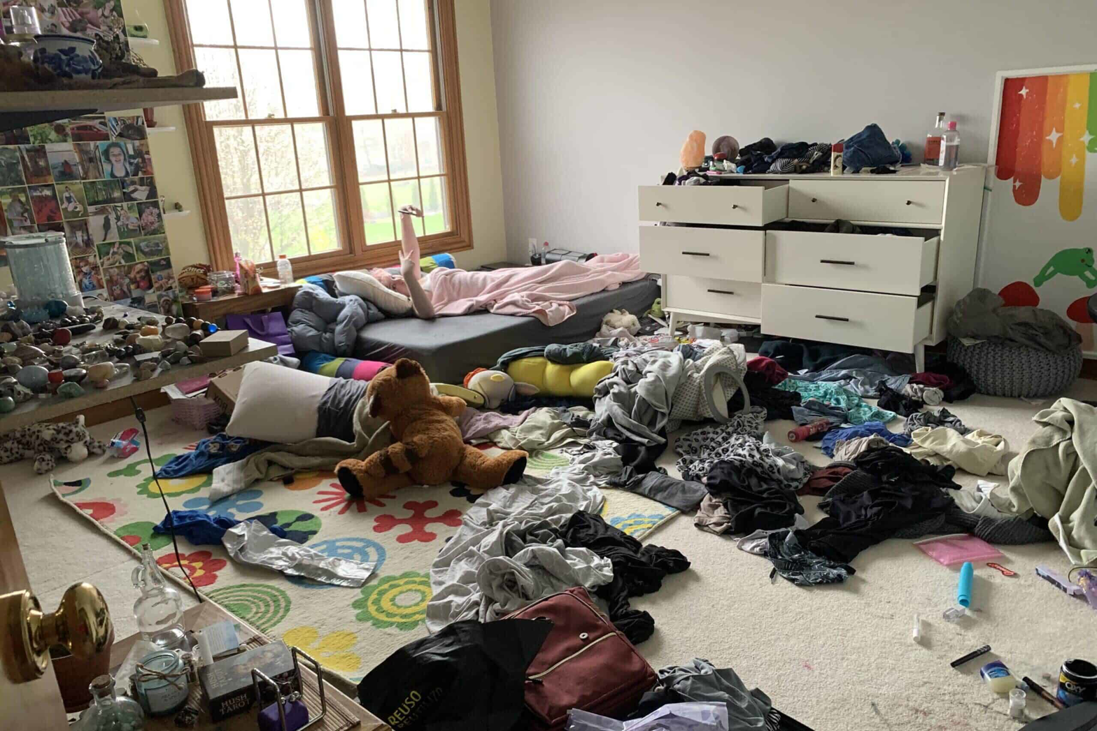 Clean room after decluttering